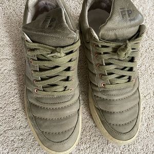 Sneakers for men by Filling Peaces